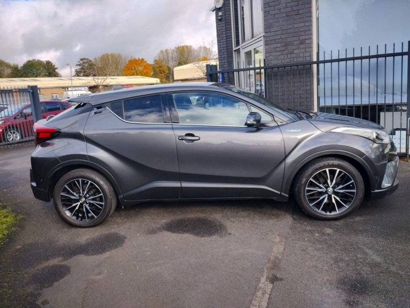 TOYOTA C-HR