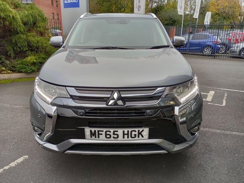 MITSUBISHI OUTLANDER