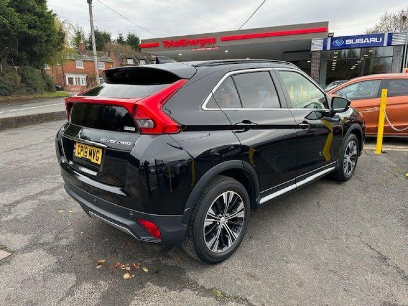 MITSUBISHI ECLIPSE CROSS