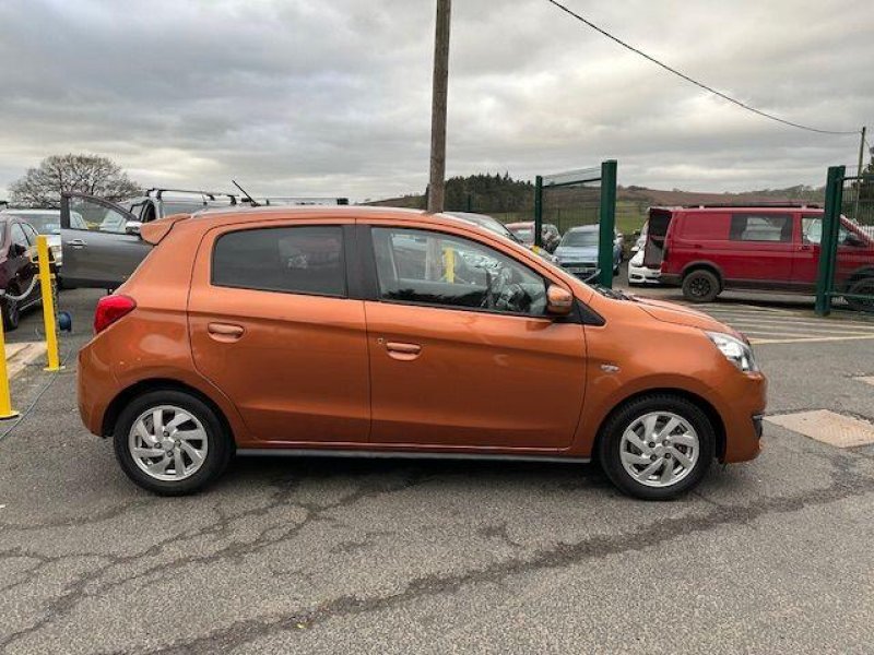 MITSUBISHI MIRAGE