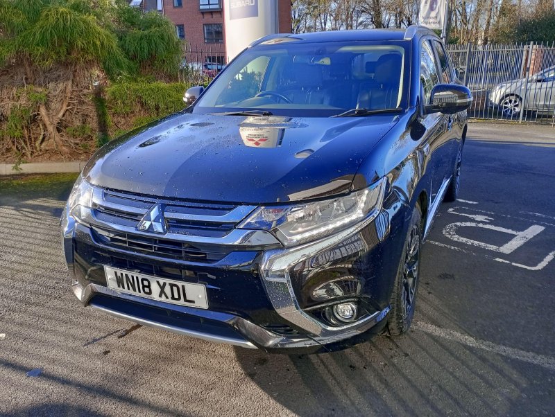 MITSUBISHI OUTLANDER