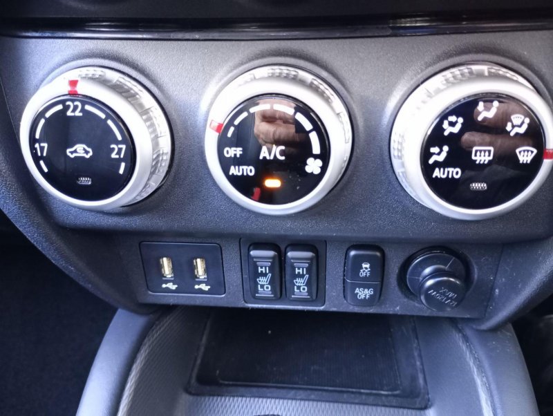 MITSUBISHI ASX