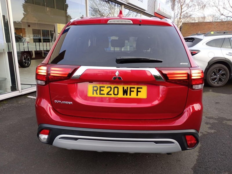 MITSUBISHI OUTLANDER
