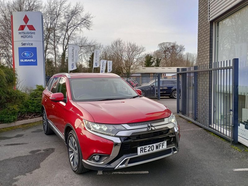 MITSUBISHI OUTLANDER