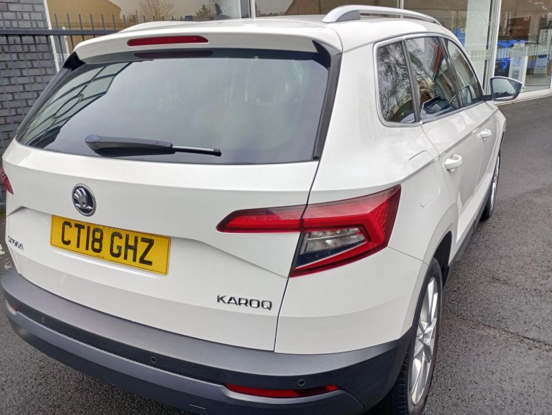 SKODA KAROQ