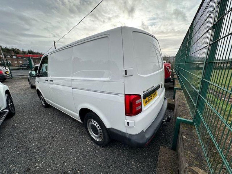 VOLKSWAGEN TRANSPORTER