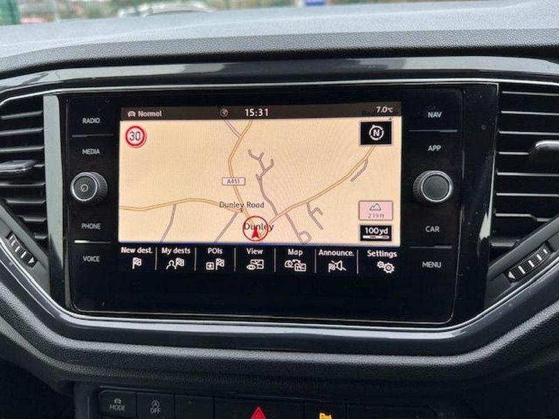 VOLKSWAGEN T-ROC