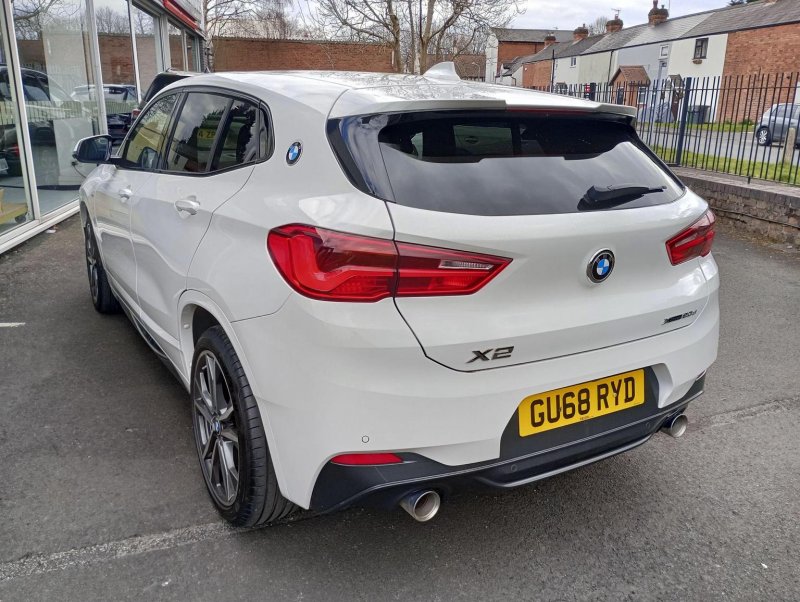 BMW X2