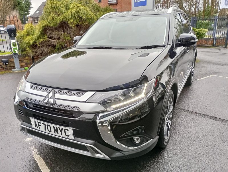 MITSUBISHI OUTLANDER