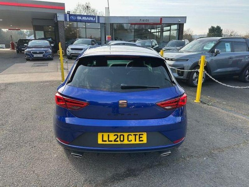 SEAT LEON