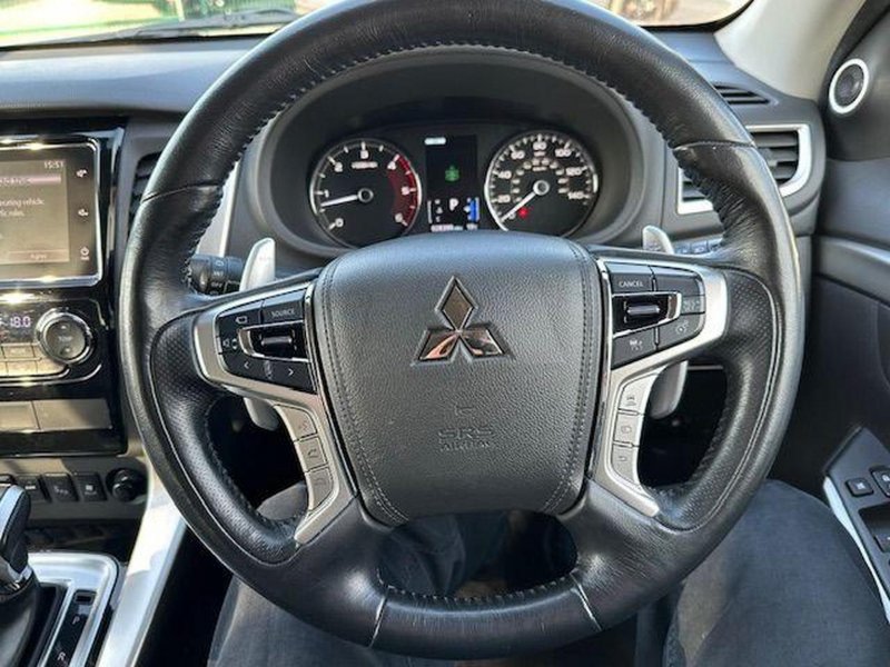 MITSUBISHI SHOGUN SPORT