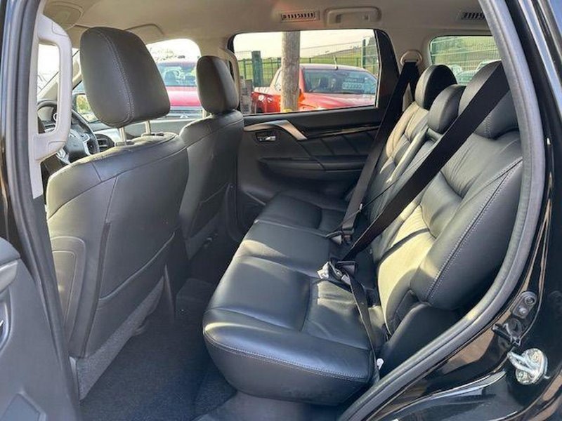 MITSUBISHI SHOGUN SPORT
