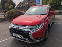MITSUBISHI OUTLANDER