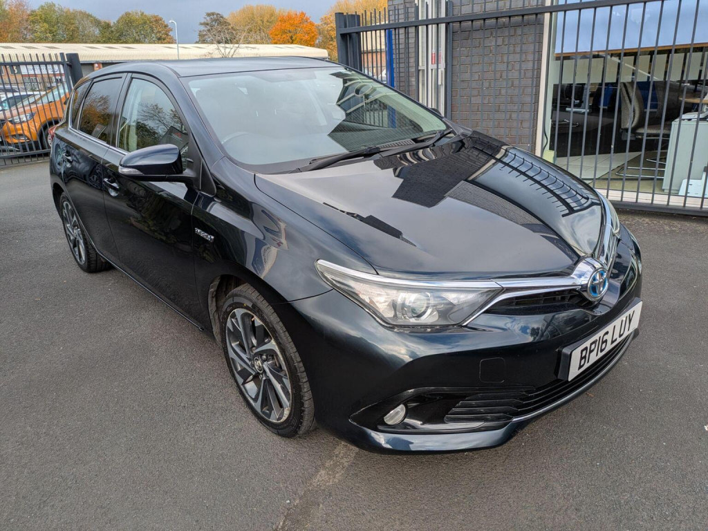 2016 Toyota Auris
